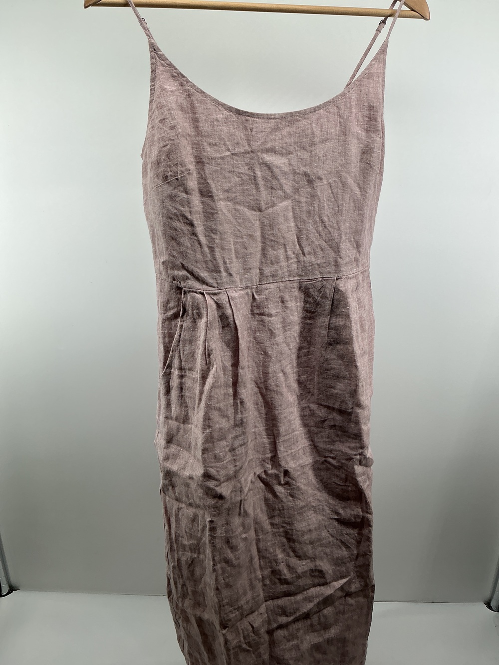 100% European Linen Scoop Neck Midi Dress